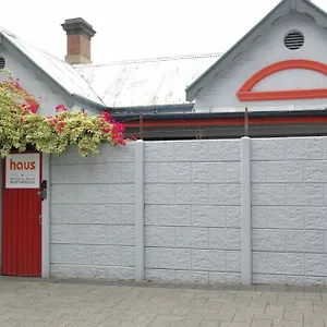  Hostel Haus - Note - Valid Passport Required To Check-in